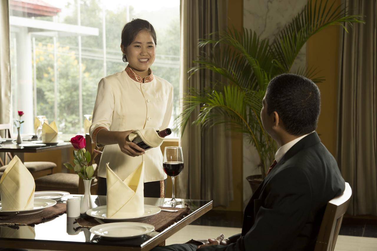 Royal Taunggyi Hotel מראה חיצוני תמונה