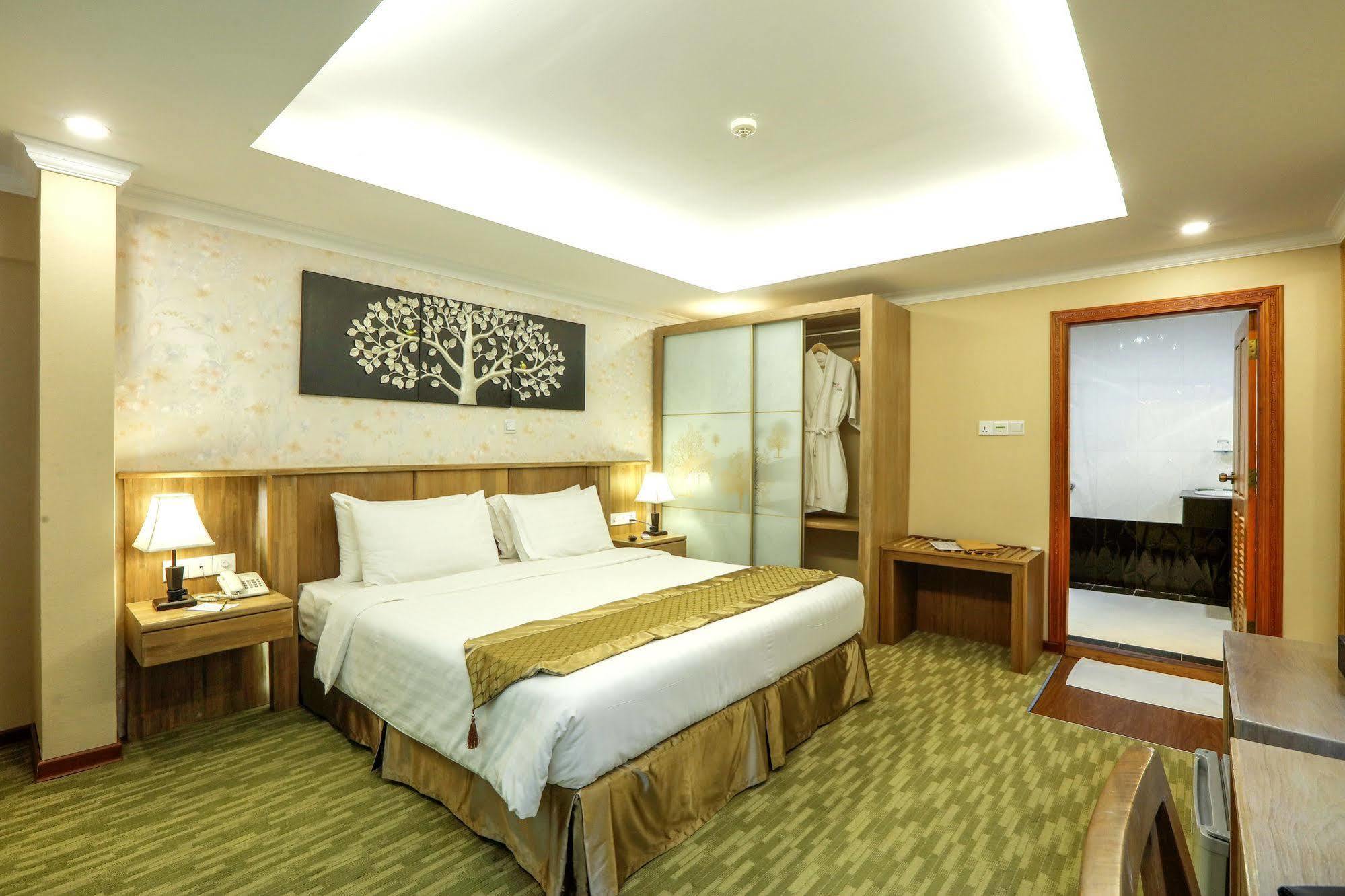 Royal Taunggyi Hotel מראה חיצוני תמונה