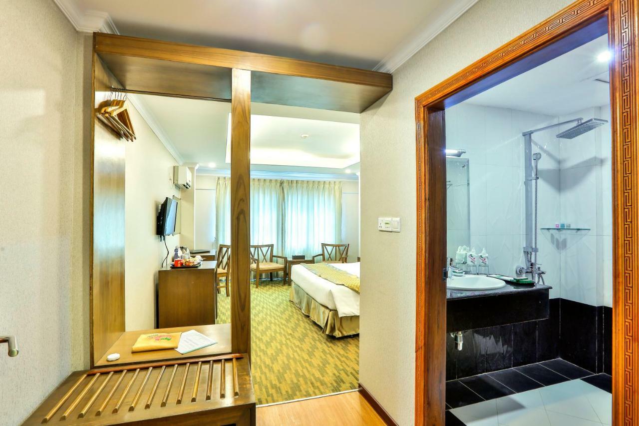 Royal Taunggyi Hotel מראה חיצוני תמונה