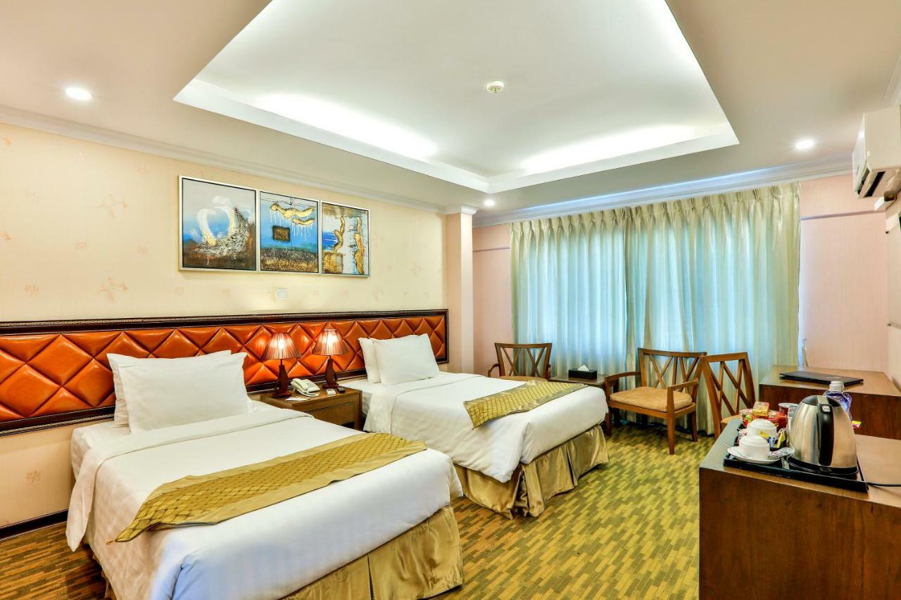 Royal Taunggyi Hotel מראה חיצוני תמונה